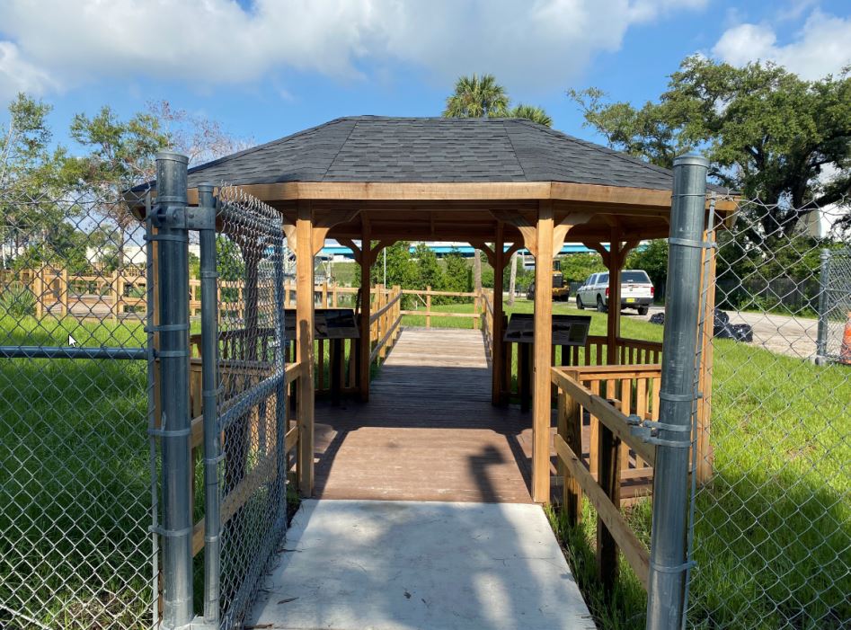 Community Gazebo in Florida