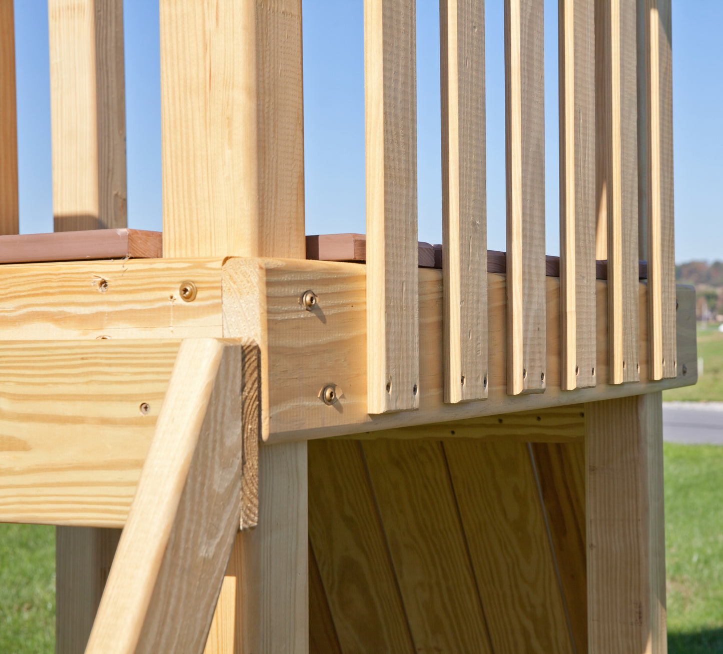 Backyard Hideout Playset