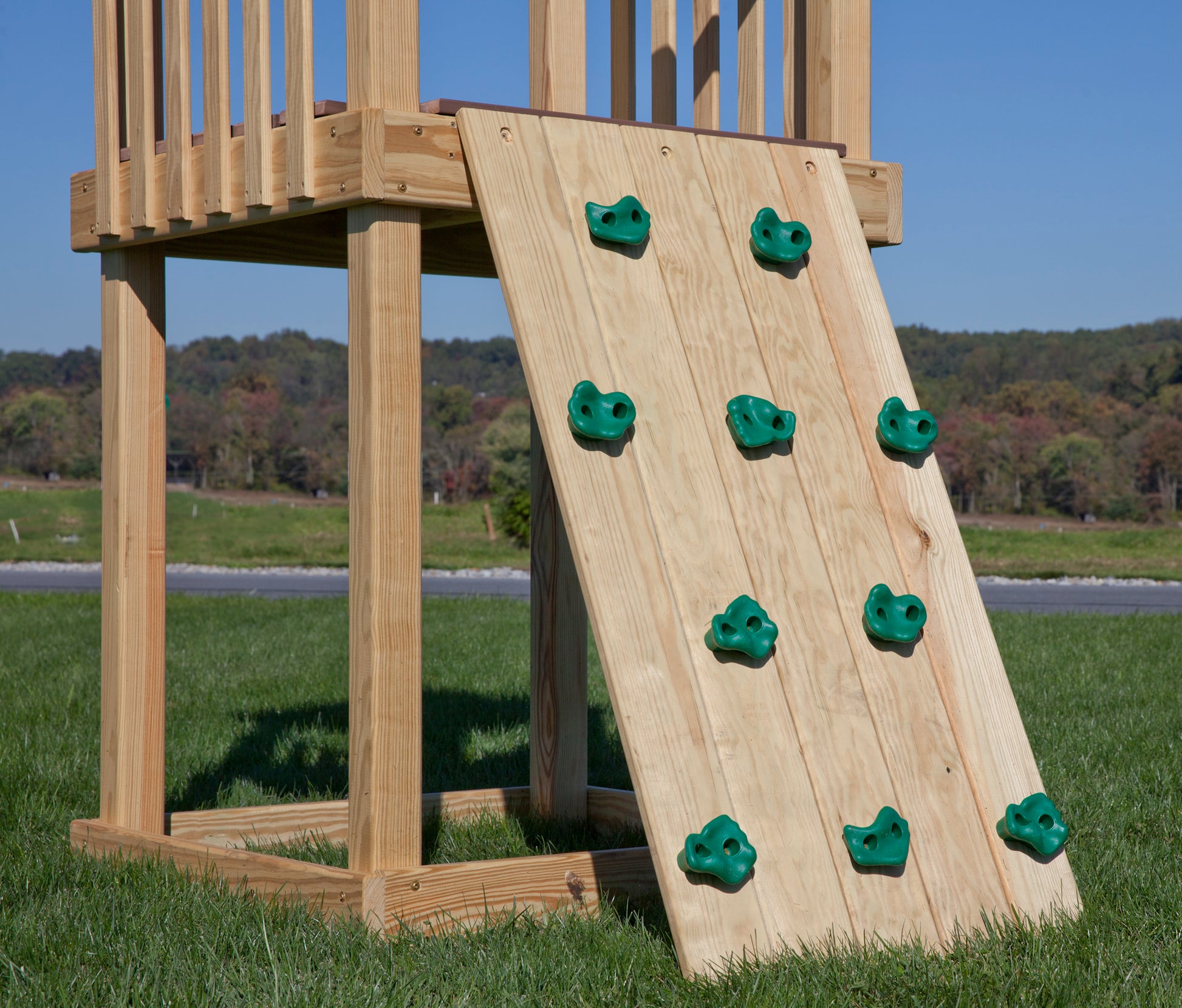 Backyard Hideout Playset