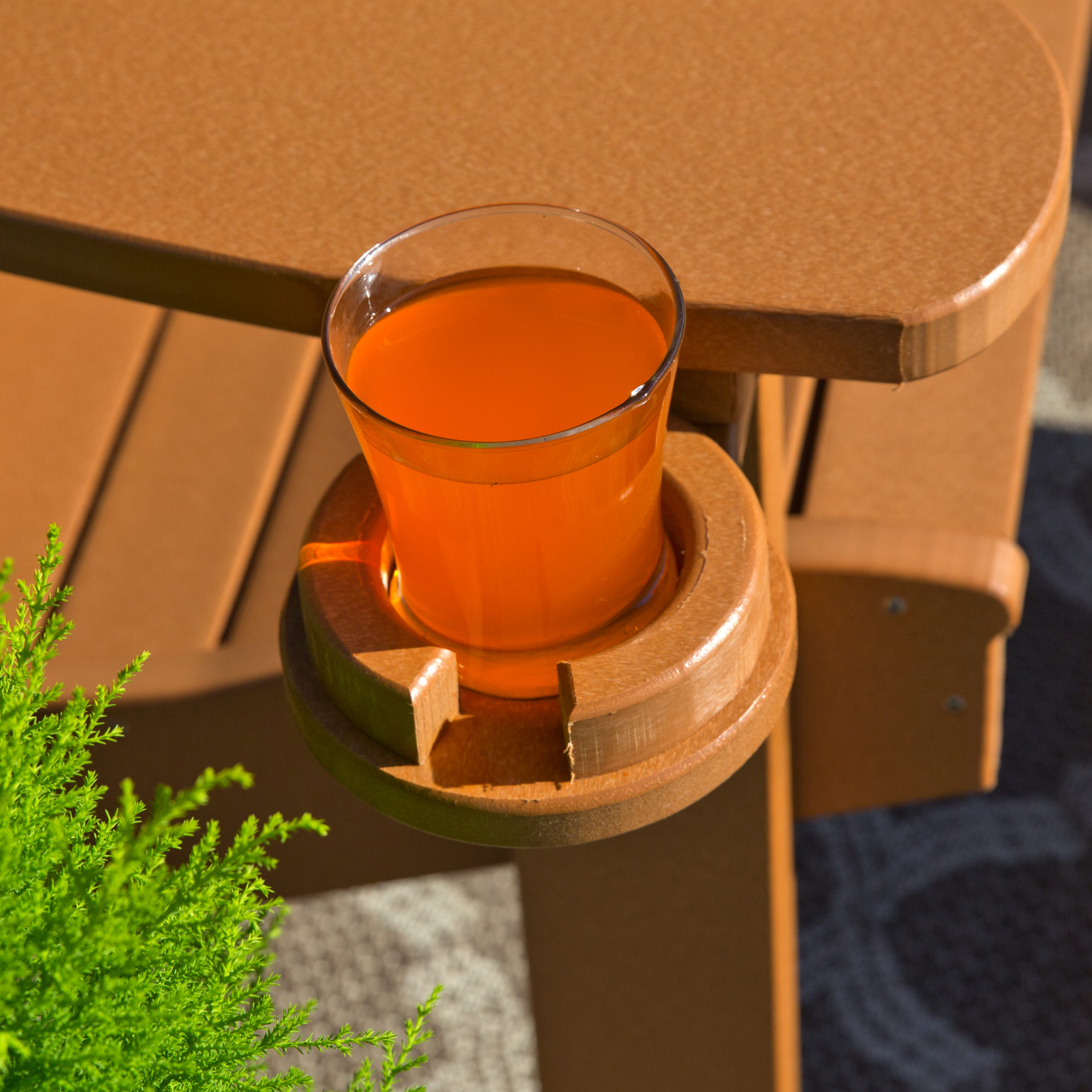 Cedar poly wood cupholder.