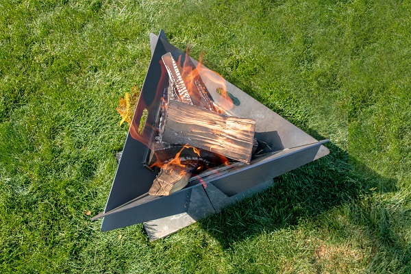 Vulcan collapsible firepit.