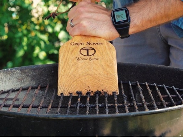 Great scape grill cleaning tool.